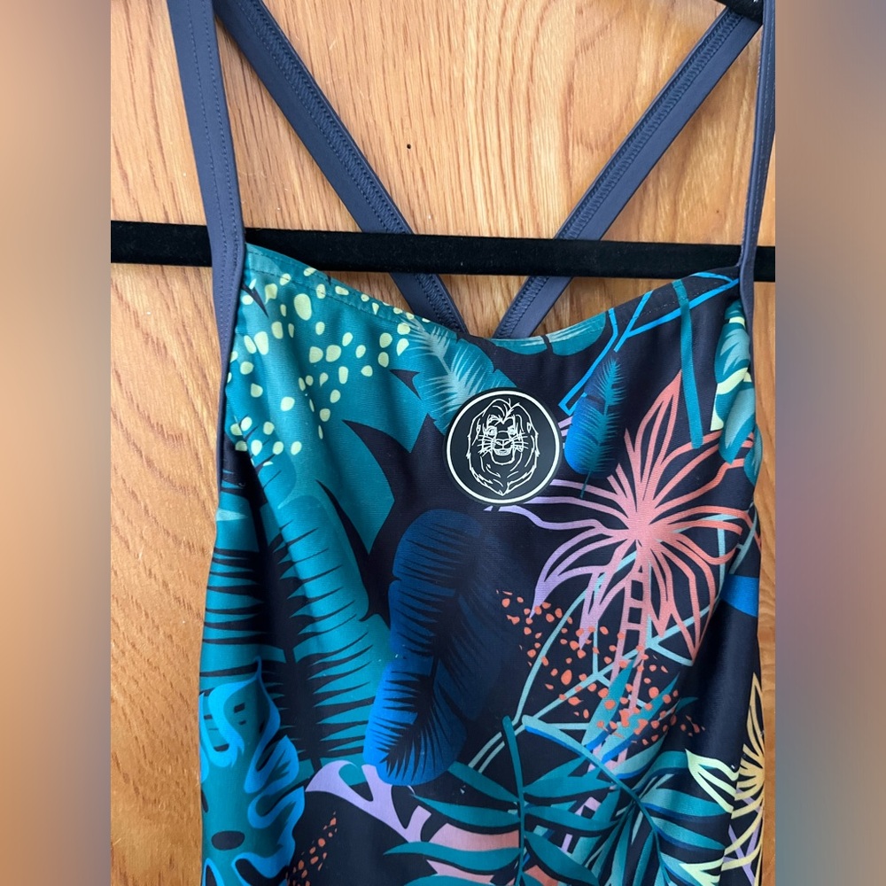 Disney X Adidas lion king one piece swimsuit M - Picture 2 of 8